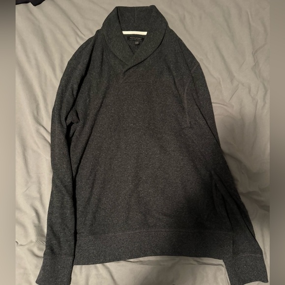 Banana Republic Turtle Neck - Picture 2 of 2